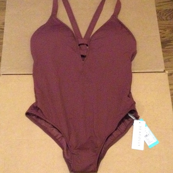 NWT $149 SEAFOLLY PLUM Active Deep V one piece - Picture 13 of 13